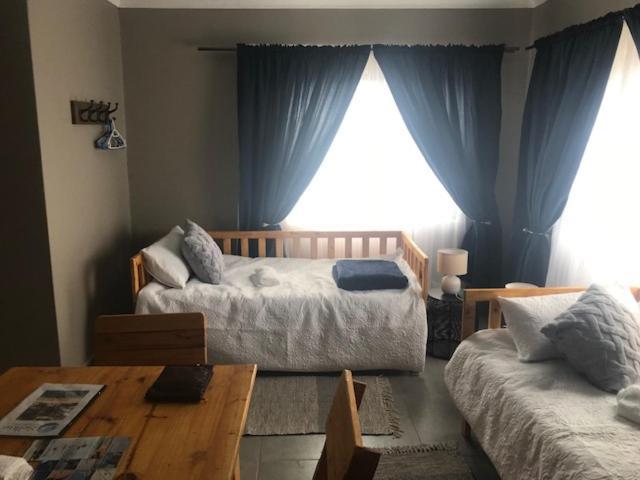 Selkiebnb Bed and Breakfast Walvis Bay Esterno foto